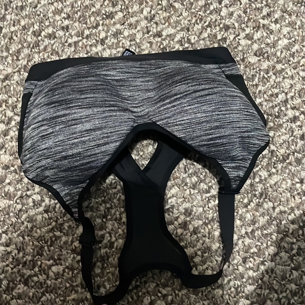 High support VS sports bra. Best support and very comfortable